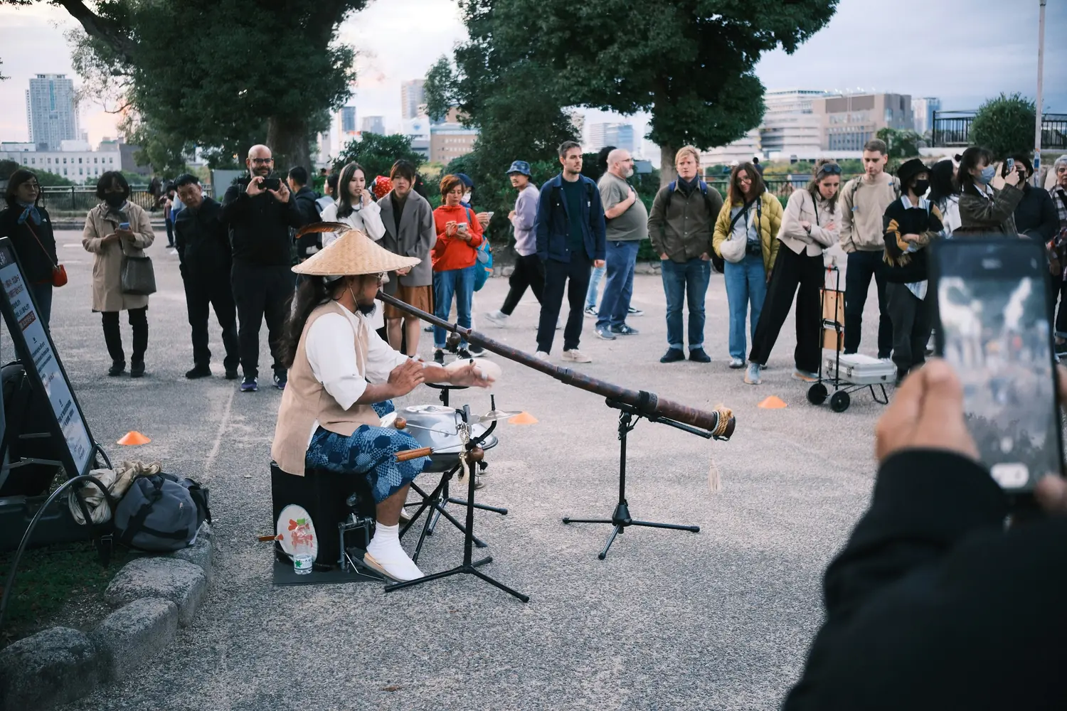 The Role of Grassroots Music Events in Strengthening Community Ties and Identity