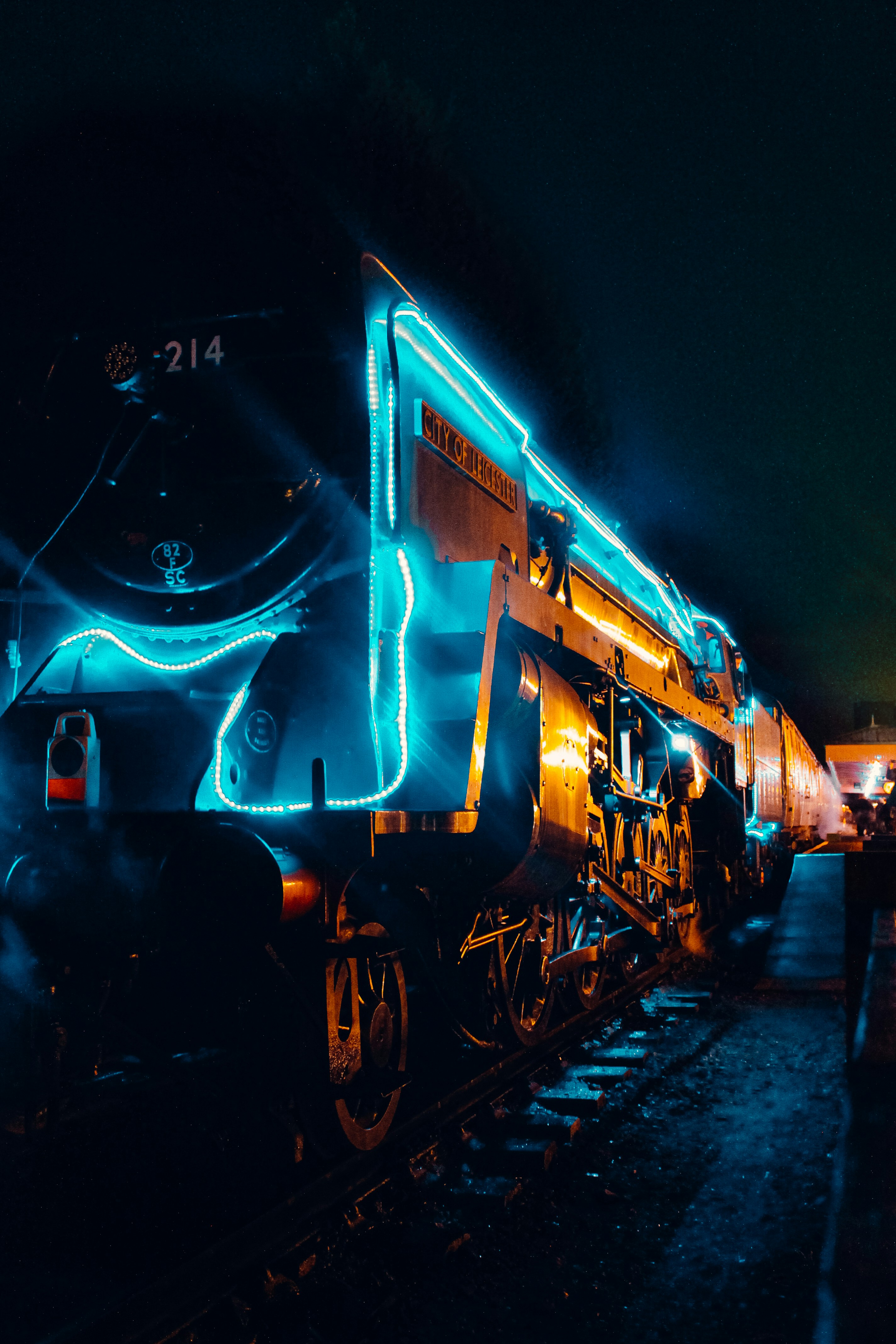 Exploring the Charms of Night Trains: A Unique Travel Experience